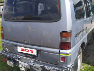 1991 Mitsubishi Delica III, голубой, 300000 рублей, вид 3