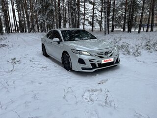 2019 Toyota Camry VIII (XV70), белый, 2499000 рублей, вид 4