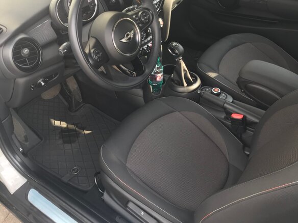 2016 Mini Hatch Cooper III (F55/F56), серый - вид 3