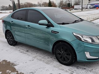 2011 Kia Rio 4-speed III, зелёный, 900000 рублей, вид 1