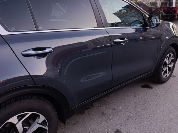 2019 Kia Sportage IV Рестайлинг, серый, 2200000 рублей - вид 3