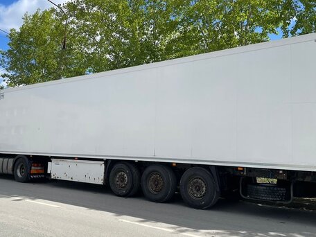 2015 Volvo FH, серый, 5500000 рублей, вид 4