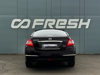 2013 Nissan Teana II (J32) Рестайлинг, красный, 1089000 рублей, вид 4