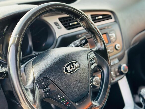 2012 Kia Ceed II, белый, 990000 рублей - вид 12