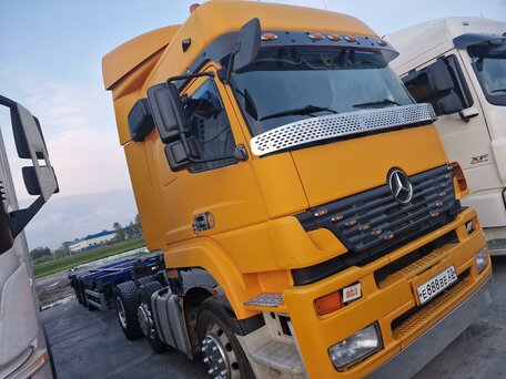 2004 Mercedes-Benz Axor, жёлтый, 2200000 рублей, вид 1