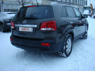 2011 Kia Sorento II, коричневый, 1550000 рублей, вид 3