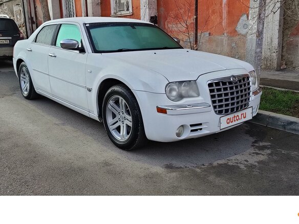 2004 Chrysler 300C I, белый, 850000 рублей - вид 3