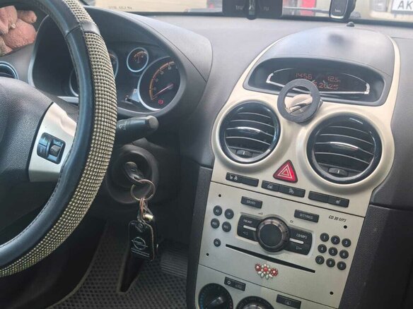 2007 Opel Corsa D, серый, 360000 рублей - вид 3