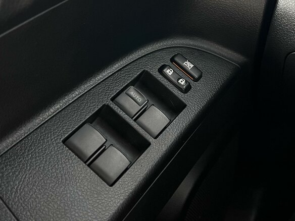 2012 Toyota Highlander II (XU40) Рестайлинг, чёрный - вид 20