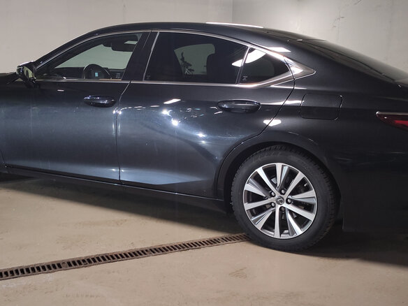 2020 Lexus ES 250 VII, чёрный, 4700000 рублей - вид 7