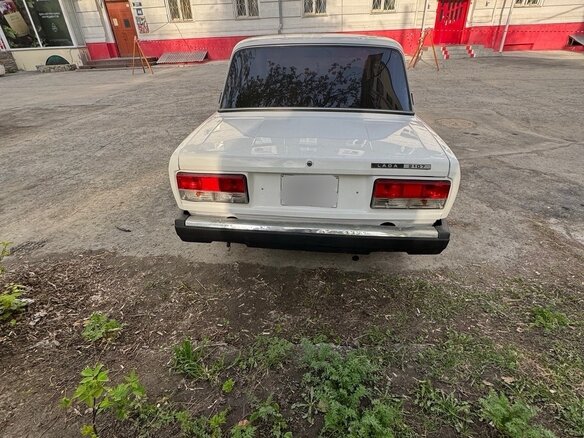 2010 Lada (ВАЗ) 2107, белый, 269000 рублей - вид 6