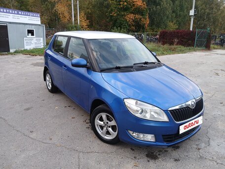 2013 Skoda Fabia II Рестайлинг, синий, 625000 рублей, вид 3