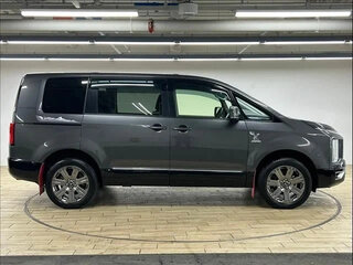 2021 Mitsubishi Delica D:5 I Рестайлинг, серый, 2500404 рублей, вид 2