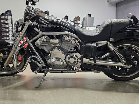 2006 Harley-Davidson V-Rod, чёрный, 880000 рублей, вид 3