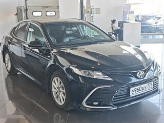 2021 Toyota Camry VIII (XV70) Рестайлинг, чёрный, 3195000 рублей, вид 2