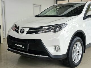 2015 Toyota RAV4 IV (XA40), белый, 1975000 рублей, вид 3