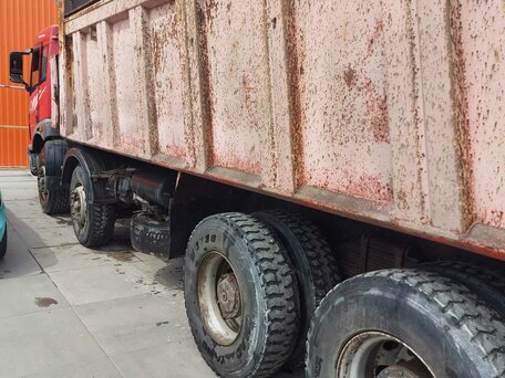 2007 FAW J5 CA3252/3253, красный, 1050000 рублей, вид 1