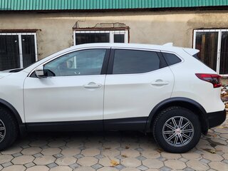 2019 Nissan Qashqai II Рестайлинг, белый, 1800000 рублей, вид 5