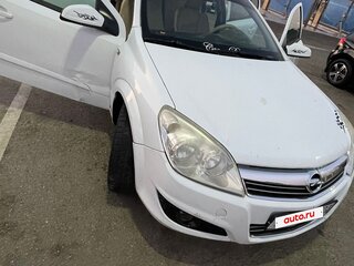 2008 Opel Astra H Рестайлинг, белый, 650000 рублей, вид 3