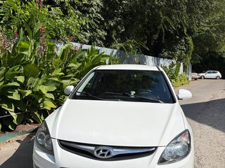 2011 Hyundai i30 I Рестайлинг, белый, 550000 рублей, вид 1