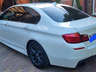 2013 BMW 5 серии 520i VI (F10/F11/F07) Рестайлинг, белый, 2150000 рублей, вид 2
