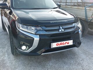 2015 Mitsubishi Outlander PHEV III Рестайлинг 2, чёрный, 1800000 рублей, вид 1