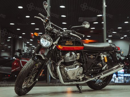 2025 Royal Enfield Interceptor 650, чёрный, 699000 рублей, вид 1