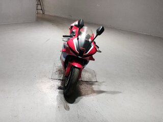 2021 Honda CBR 600RR, красный, 852000 рублей, вид 4