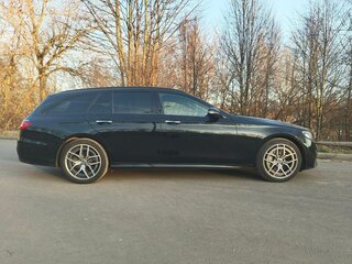 2019 Mercedes-Benz E-Класс 400 d V (W213, S213, C238), чёрный, 4500000 рублей, вид 2