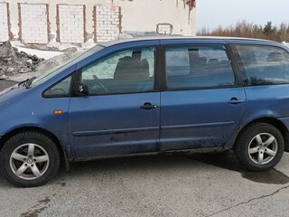 1998 Volkswagen Sharan I, синий, 240000 рублей, вид 4