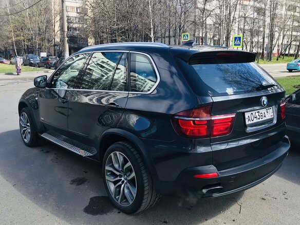 2010 BMW X5 30i II (E70), серый, 1500000 рублей - вид 6
