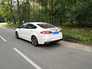 2018 Ford Fusion (North America) II Рестайлинг, белый, 1390000 рублей, вид 5