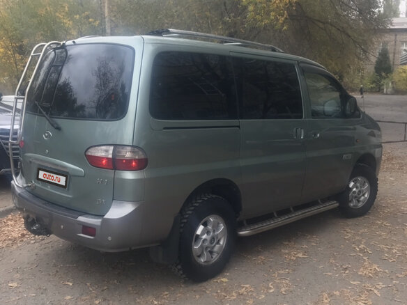 2006 Hyundai H-1 I Рестайлинг, зелёный - вид 2