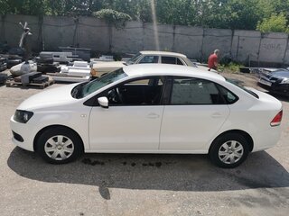 2013 Volkswagen Polo V, белый, 600000 рублей, вид 3