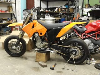 KTM 560 SMR