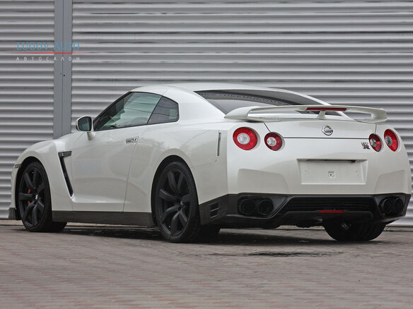 2012 Nissan GT-R I Рестайлинг 1, белый - вид 2