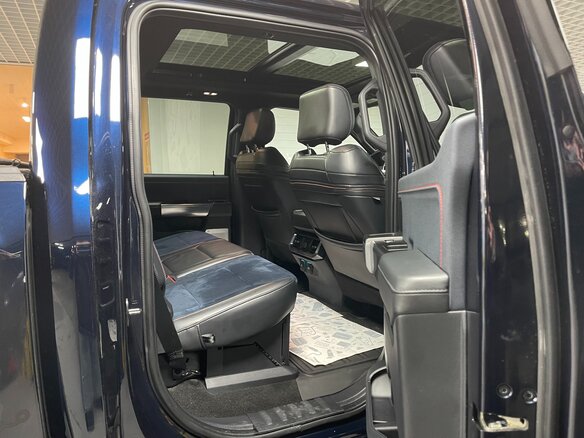 2023 Ford F-150 Raptor XIV, синий, 13999000 рублей - вид 17