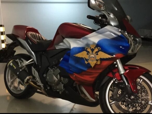 2010 Honda VFR 1200, красный, 750000 рублей - вид 9