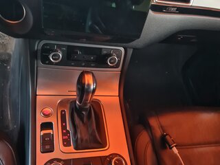 2014 Volkswagen Touareg II, серый, 2200000 рублей, вид 2