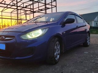 2011 Hyundai Solaris I, синий, 900000 рублей, вид 1