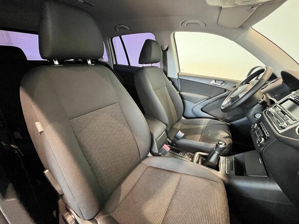 2014 Volkswagen Tiguan I Рестайлинг, белый, 1220000 рублей - вид 10