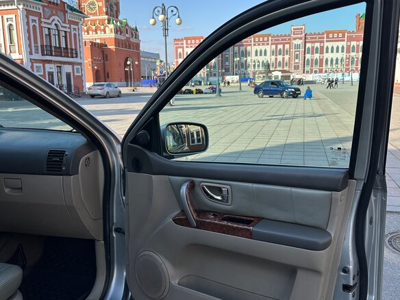 2002 Kia Sorento 4-speed I, серебристый, 460000 рублей - вид 11