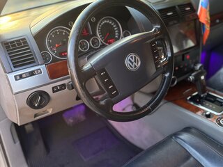 2003 Volkswagen Touareg I, серебристый, 1070000 рублей, вид 5