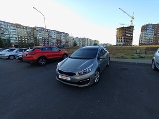 2016 Kia Ceed II Рестайлинг, серебристый, 1150000 рублей, вид 1