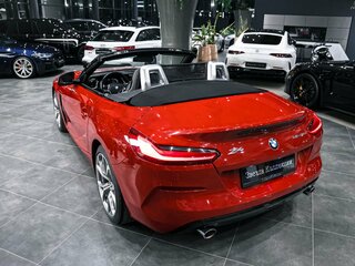 2019 BMW Z4 30i III (G29), красный, 5740000 рублей, вид 4