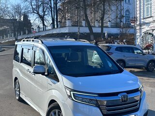 2017 Honda Stepwgn Spada V Рестайлинг, белый, 2830000 рублей, вид 1