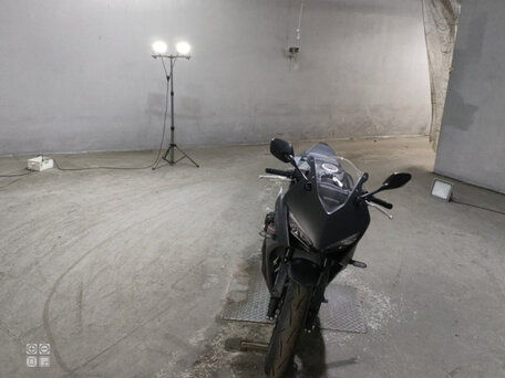 2025 Honda CBR 650R, чёрный, 1140000 рублей, вид 3
