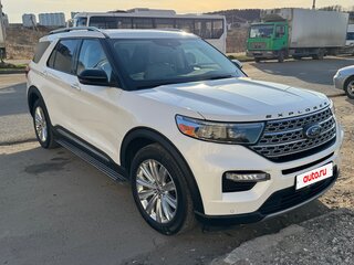 2021 Ford Explorer VI, белый, 4400000 рублей, вид 4