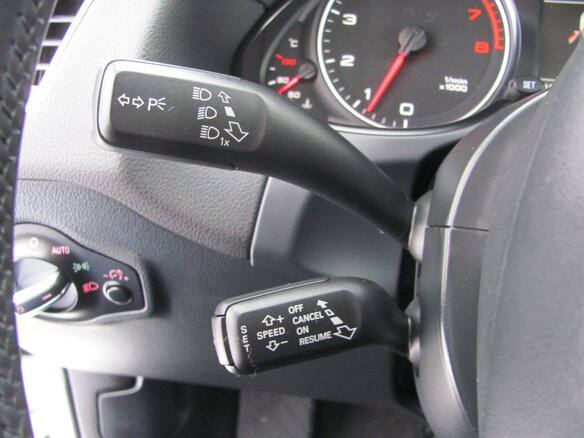 2011 Audi Q5 I (8R), белый - вид 17