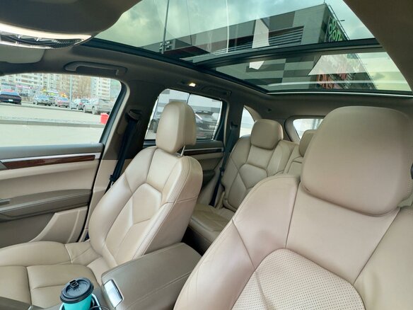 2013 Porsche Cayenne II (958), коричневый, 2430000 рублей - вид 13